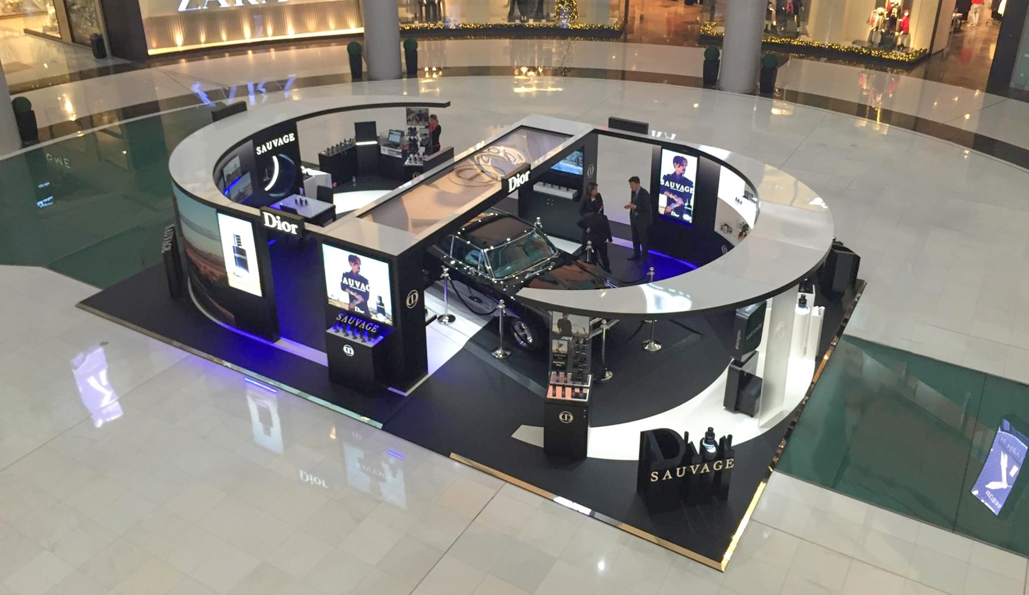Dior — Poison Podium Dubai Mall